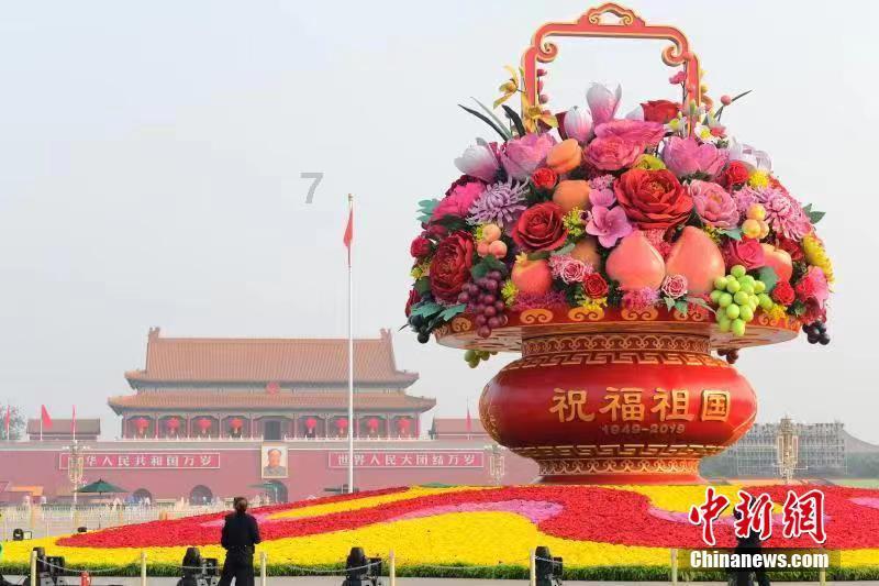 一块长方形地,长是宽的4倍,周长是120米,这个长方形的面积是多少平方米?(方程) - 西安晚报 - 解决您的科技疑问